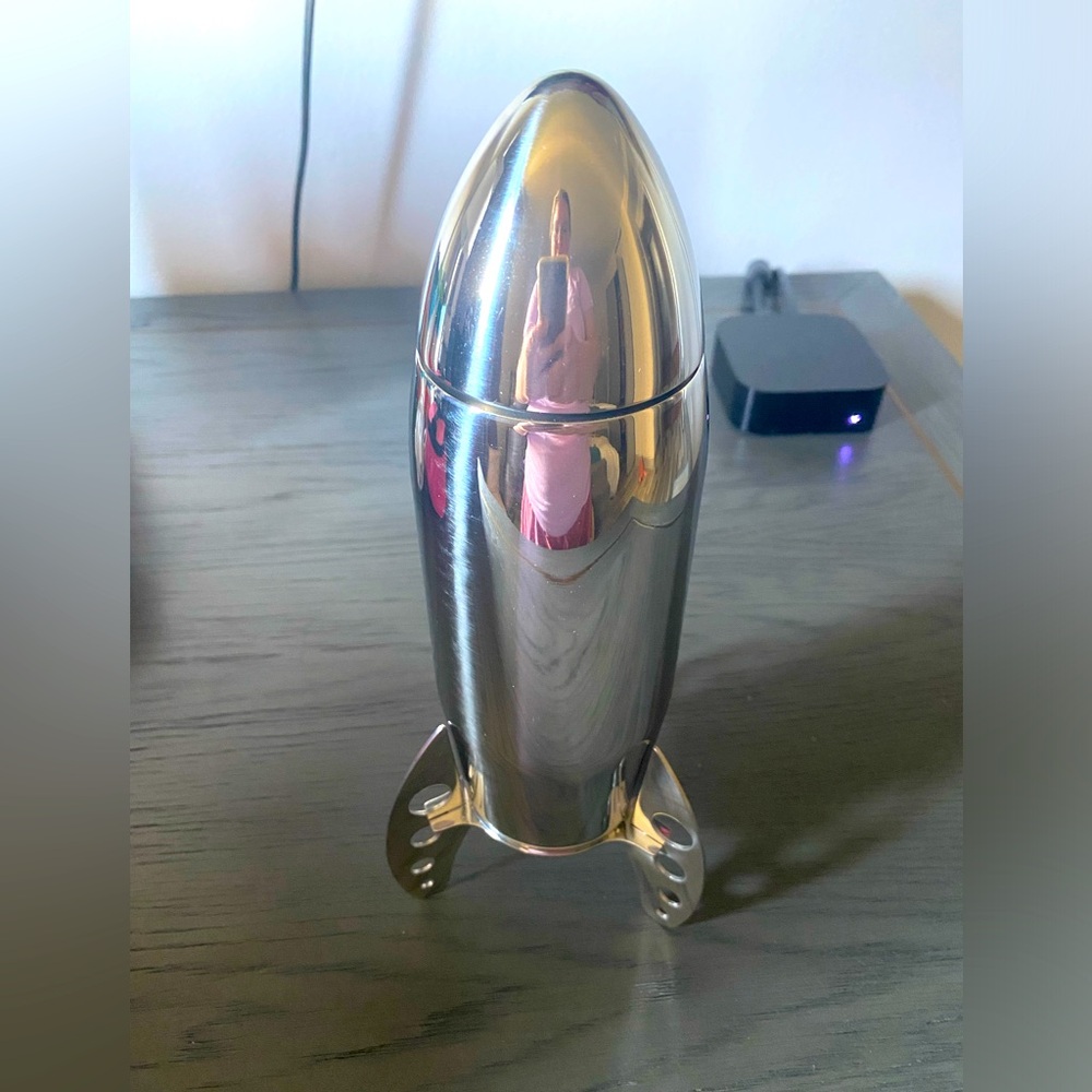 Visky rocket 🚀 cocktail shaker